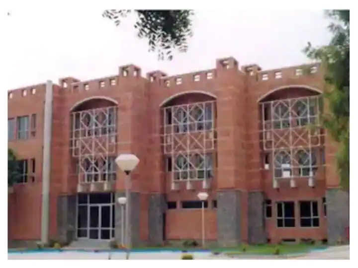 Jamia Hamdard University, Delhi
